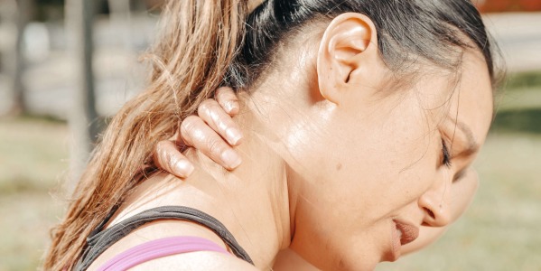 Omgaan met nekartrose: hoe een nekbrace verlichting en ondersteuning kan bieden